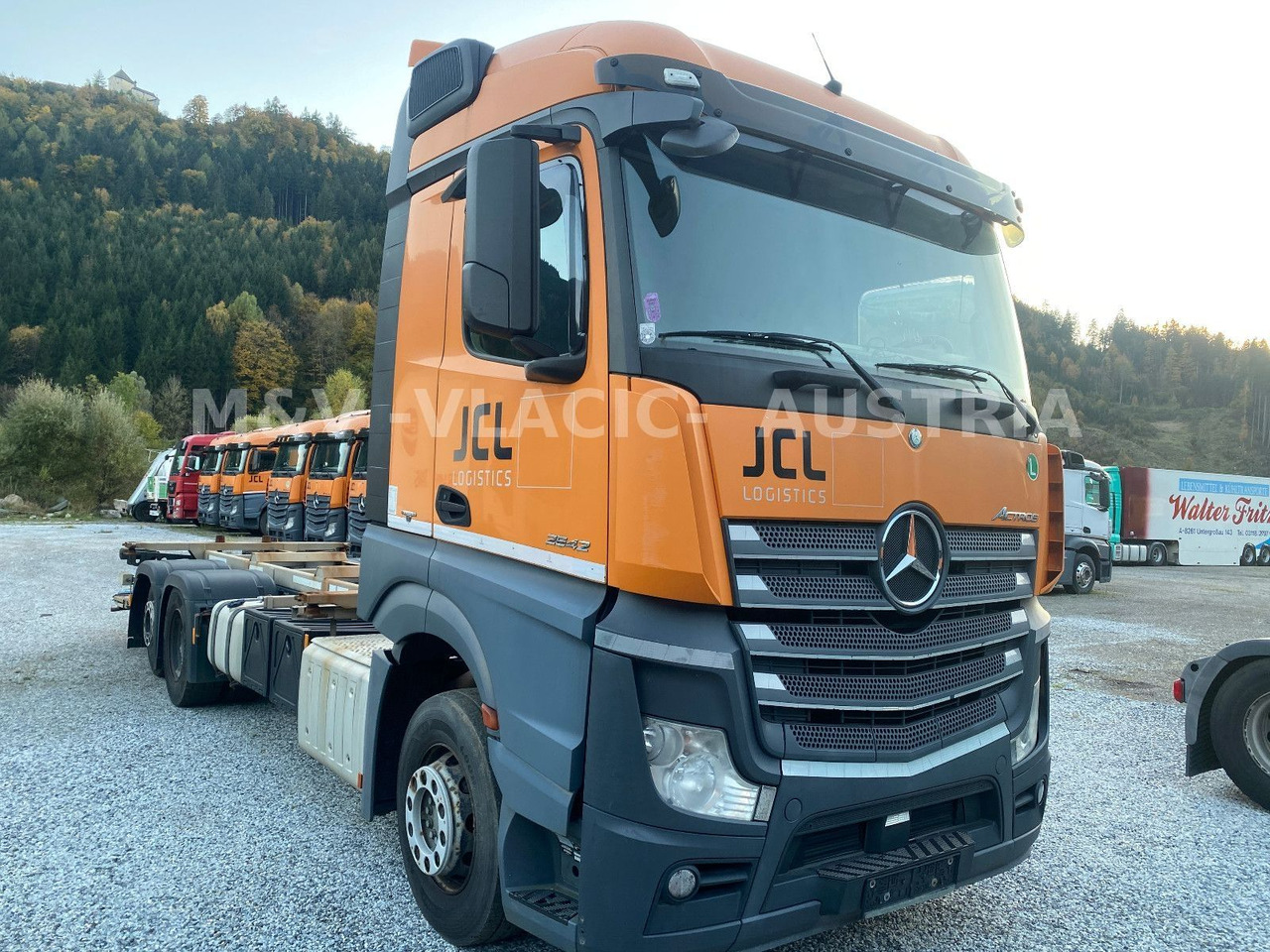 Mercedes-Benz 2542 - Camião transportador de contêineres/ Caixa móvel: foto 1 Mercedes-Benz 2542 - Camião transportador de contêineres/ Caixa móvel: foto 1