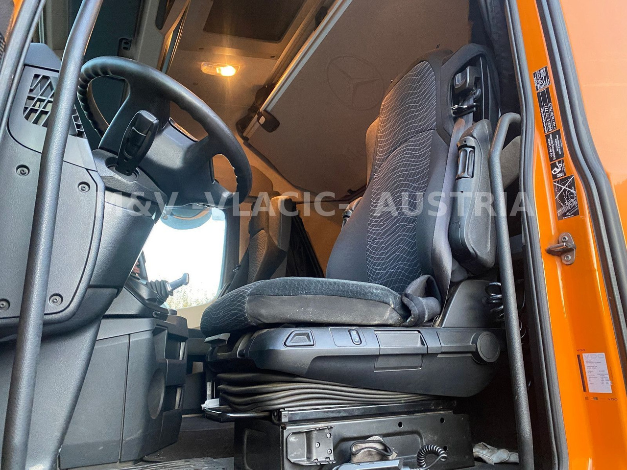 Mercedes-Benz 2542 - Camião transportador de contêineres/ Caixa móvel: foto 3 Mercedes-Benz 2542 - Camião transportador de contêineres/ Caixa móvel: foto 3