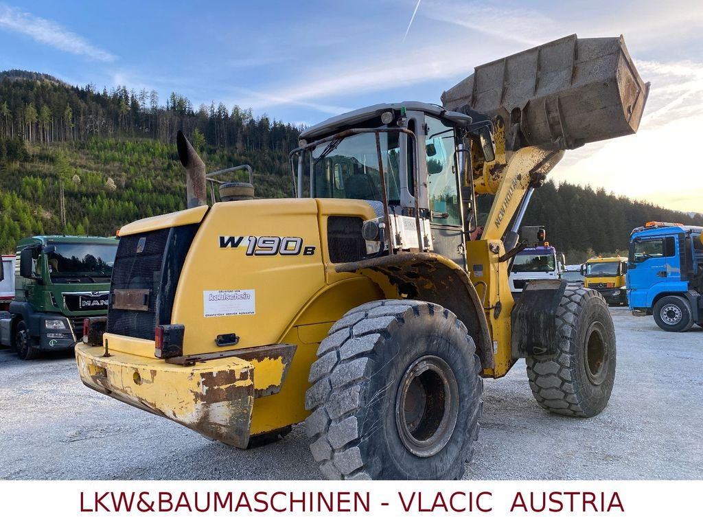 New Holland W190 B New Holland W190 B - Pá carregadora de rodas: foto 4 New Holland W190 B New Holland W190 B - Pá carregadora de rodas: foto 4