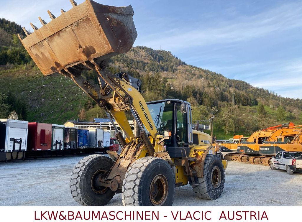 New Holland W190 B New Holland W190 B - Pá carregadora de rodas: foto 1 New Holland W190 B New Holland W190 B - Pá carregadora de rodas: foto 1