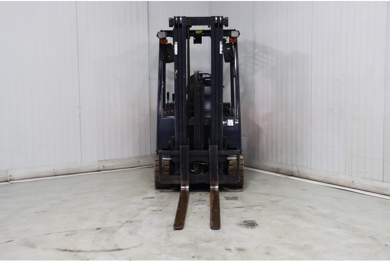 Doosan B20T-7 - Empilhador elétrico: foto 3 Doosan B20T-7 - Empilhador elétrico: foto 3
