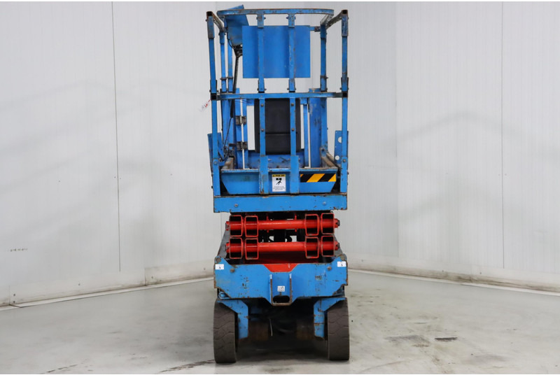 Genie GS-2032 - Plataforma de Tijera/ Plataforma de tesoura: foto 2 Genie GS-2032 - Plataforma de Tijera/ Plataforma de tesoura: foto 2