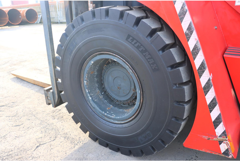 KONECRANES 28-1200B - Empilhador a diesel: foto 5 KONECRANES 28-1200B - Empilhador a diesel: foto 5