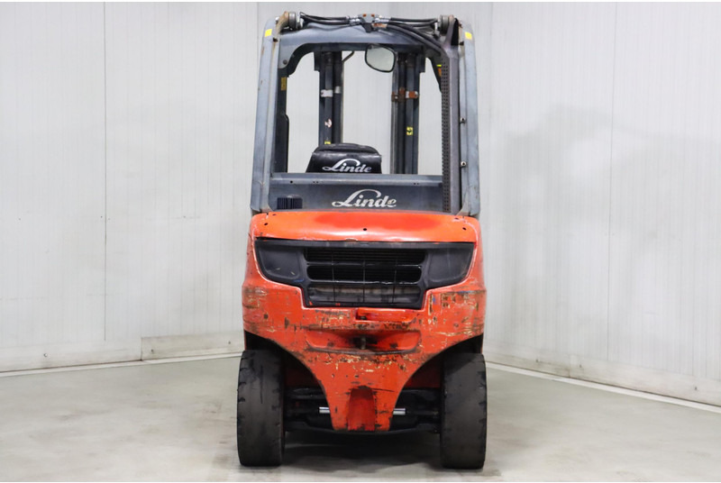 Linde H25D-02 - Empilhador a diesel: foto 5 Linde H25D-02 - Empilhador a diesel: foto 5
