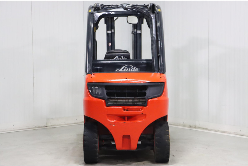 Linde H25D-02 - Empilhador a diesel: foto 5 Linde H25D-02 - Empilhador a diesel: foto 5