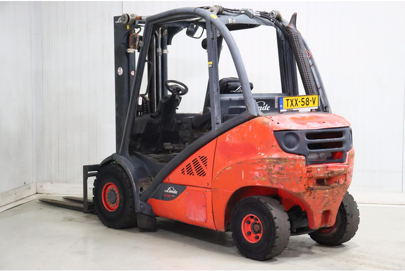 Linde H30D-02 - Empilhador a diesel: foto 4 Linde H30D-02 - Empilhador a diesel: foto 4