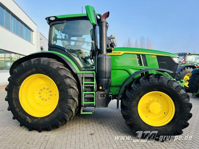 John Deere 6R 250 - Trator: foto 4 John Deere 6R 250 - Trator: foto 4