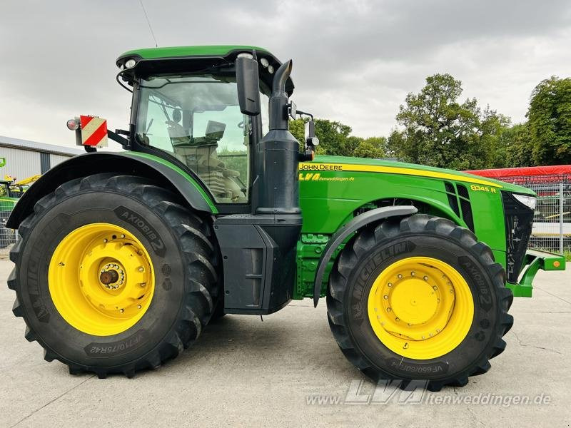 John Deere 8345R E23 PowerShift - Trator: foto 4 John Deere 8345R E23 PowerShift - Trator: foto 4