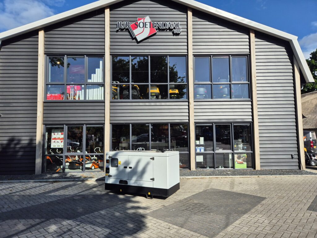 BRINKMAN & NIEMEIJER diesel generator - Gerador elétrico: foto 2 BRINKMAN & NIEMEIJER diesel generator - Gerador elétrico: foto 2