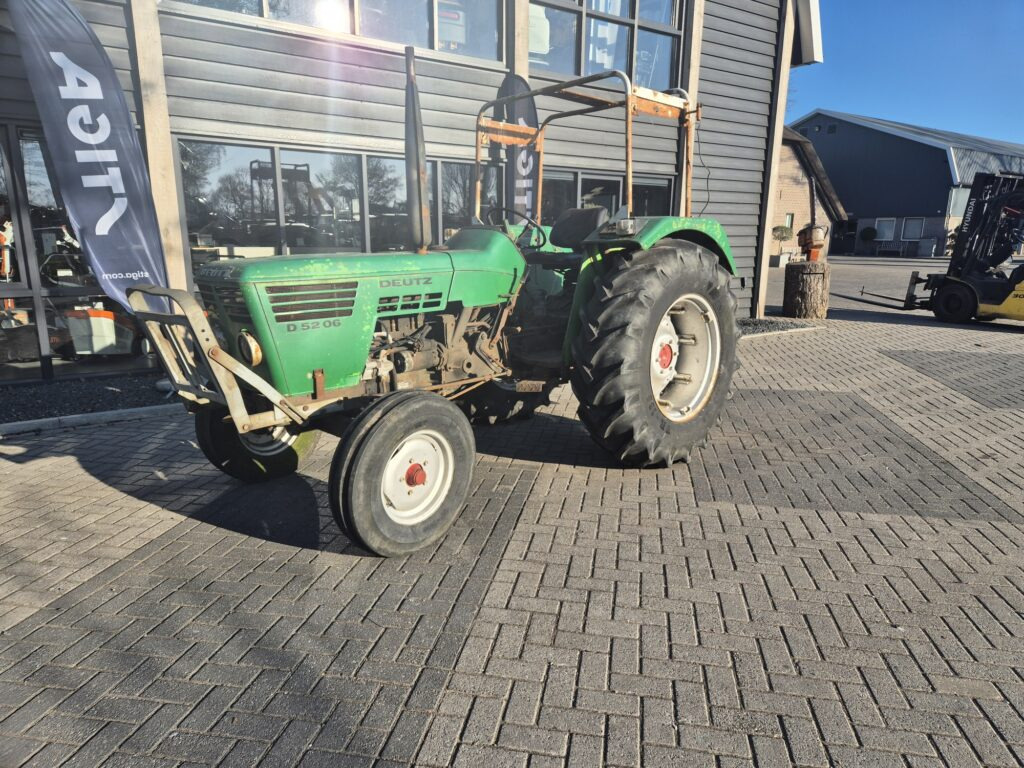 DEUTZ D5206 - Trator: foto 2 DEUTZ D5206 - Trator: foto 2