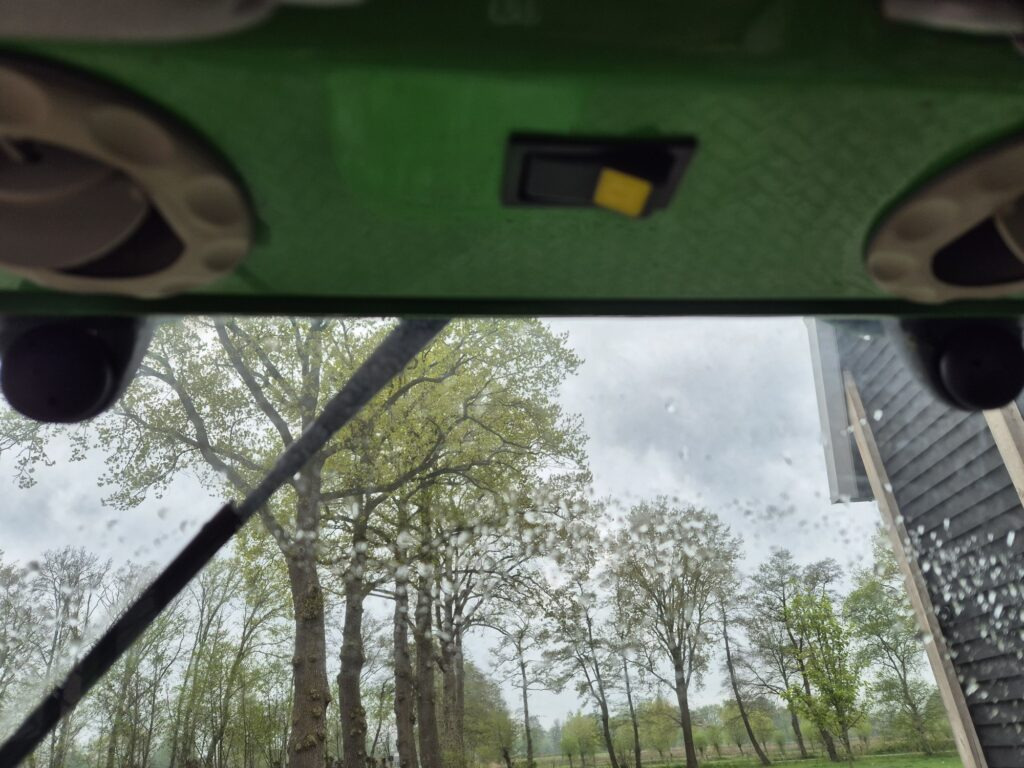 Mini trator JOHN DEERE 2520: foto 13