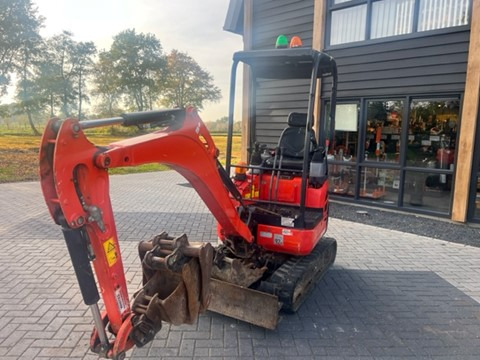 KUBOTA U17-3 - Mini escavadeira: foto 1 KUBOTA U17-3 - Mini escavadeira: foto 1
