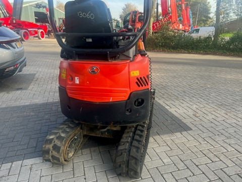 KUBOTA U17-3 - Mini escavadeira: foto 5 KUBOTA U17-3 - Mini escavadeira: foto 5