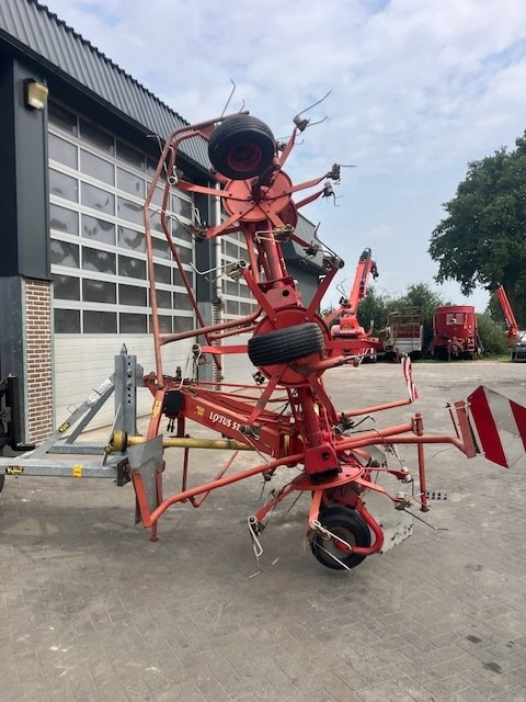 LELY 675 tedder - Ancinho enleirador: foto 3 LELY 675 tedder - Ancinho enleirador: foto 3