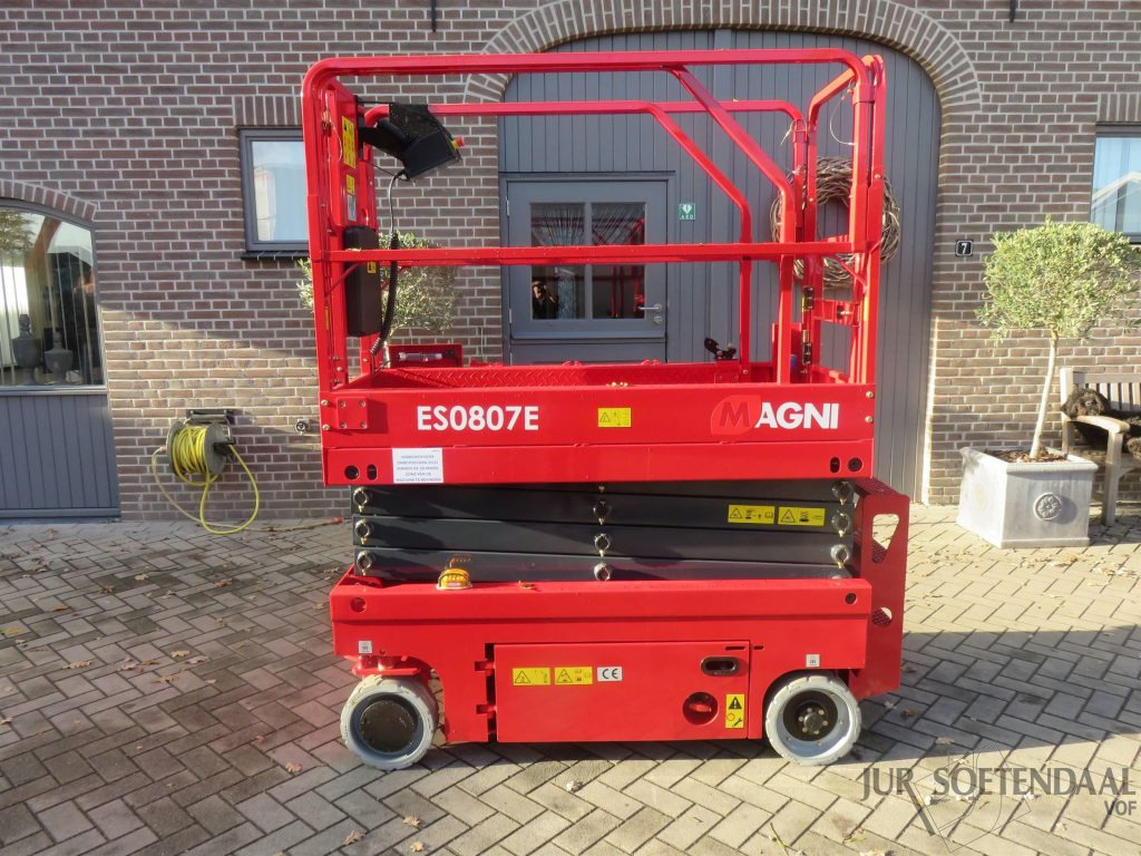 MAGNI ES0807 - Plataforma de Tijera/ Plataforma de tesoura: foto 5 MAGNI ES0807 - Plataforma de Tijera/ Plataforma de tesoura: foto 5
