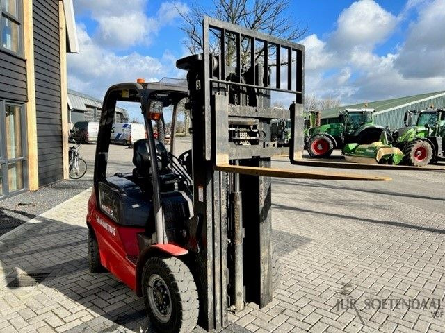 MANITOU MI25D - Empilhador a diesel: foto 2 MANITOU MI25D - Empilhador a diesel: foto 2