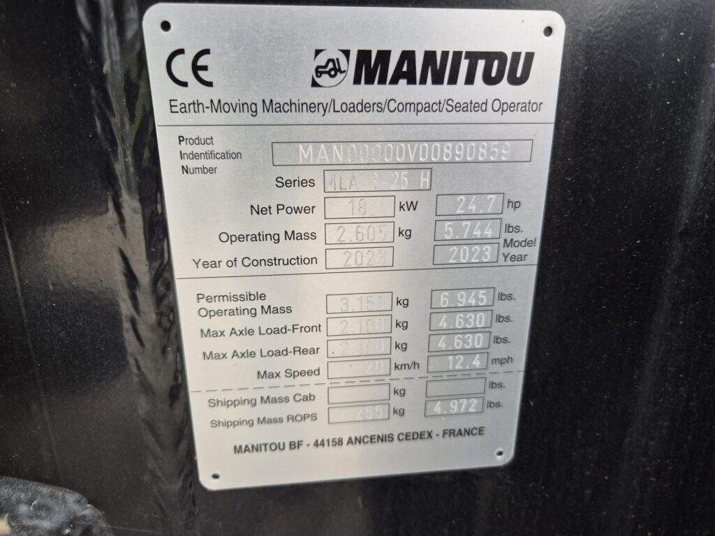 Carregadora articulada MANITOU MLA 3-25H miniloader: foto 12 Carregadora articulada MANITOU MLA 3-25H miniloader: foto 12