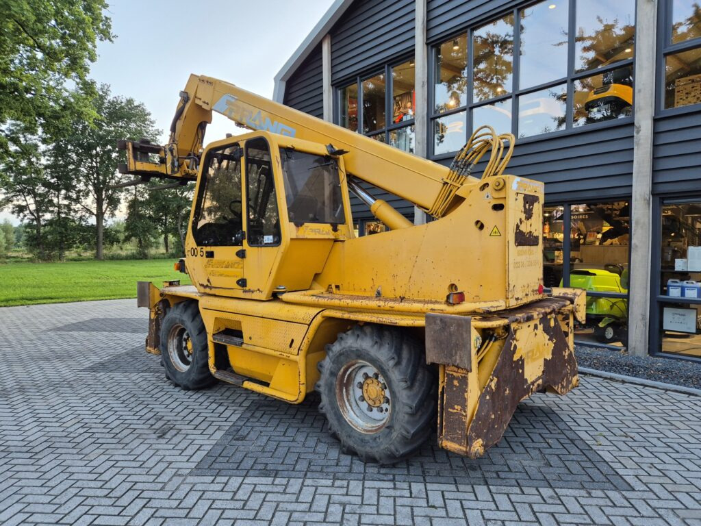 MERLO Roto 30.13 - Empilhador telescópico: foto 3 MERLO Roto 30.13 - Empilhador telescópico: foto 3