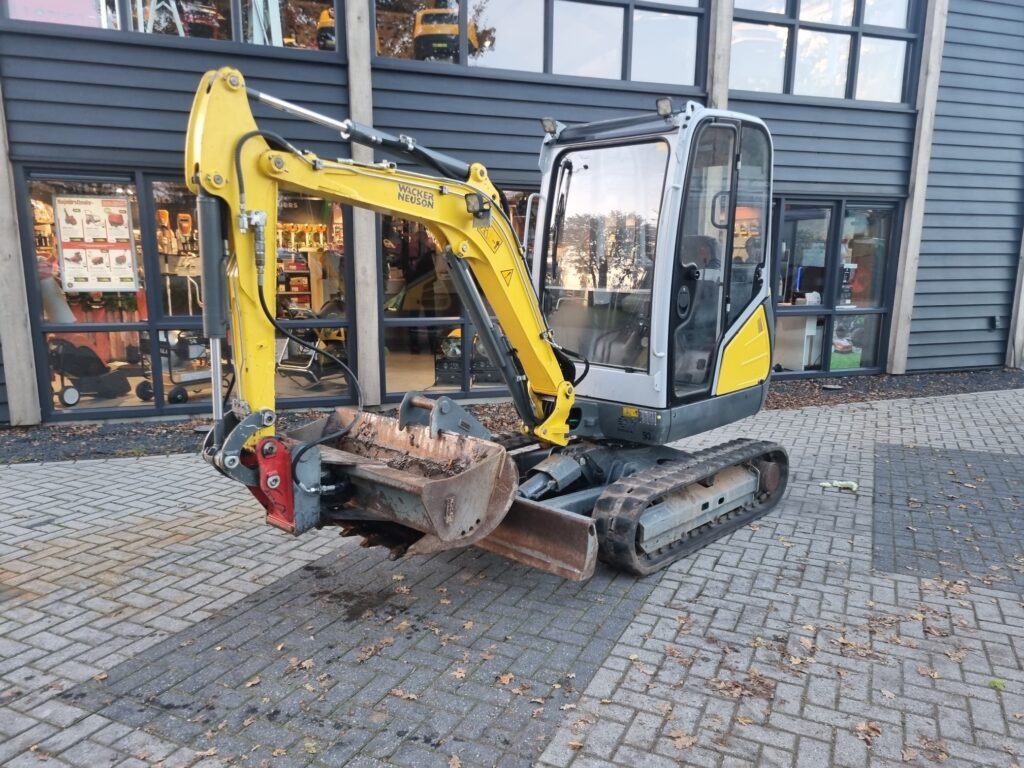 WACKER NEUSON ET24 minidigger - Mini escavadeira: foto 2 WACKER NEUSON ET24 minidigger - Mini escavadeira: foto 2