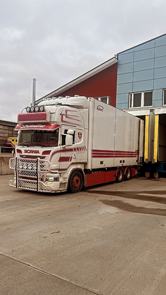 SCANIA R730 6x2,retarder,special edition - Camião frigorífico: foto 1 SCANIA R730 6x2,retarder,special edition - Camião frigorífico: foto 1