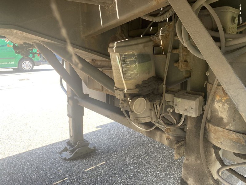Floor FLOOR | 48000 KG | 6 MTR EXTENSION | STEERING AXLE'S - Semi-reboque plataforma/ Caixa aberta: foto 5 Floor FLOOR | 48000 KG | 6 MTR EXTENSION | STEERING AXLE'S - Semi-reboque plataforma/ Caixa aberta: foto 5