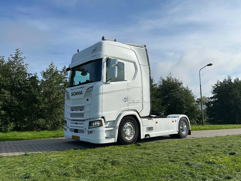 Scania 590S V8 NGS | 4x2 NB | PARK-COOLER | RETARDER | FULL-AIR | PTO PREP. | ACC | - Tractor: foto 1 Scania 590S V8 NGS | 4x2 NB | PARK-COOLER | RETARDER | FULL-AIR | PTO PREP. | ACC | - Tractor: foto 1