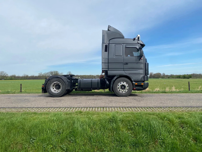 Scania R143-450 V8 | OLD SKOOL | NO RUST !! | COLLECTORS ITEM - Tractor: foto 4 Scania R143-450 V8 | OLD SKOOL | NO RUST !! | COLLECTORS ITEM - Tractor: foto 4