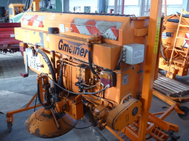Unimog Salzstreuer Gmeiner 90WA - Espalhador de areia/ Sal: foto 1 Unimog Salzstreuer Gmeiner 90WA - Espalhador de areia/ Sal: foto 1