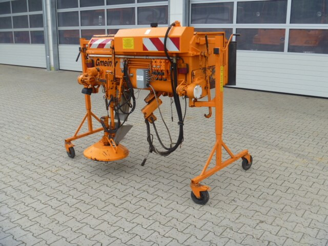 Unimog Salzstreuer Gmeiner DK WA 24V - Espalhador de areia/ Sal: foto 2 Unimog Salzstreuer Gmeiner DK WA 24V - Espalhador de areia/ Sal: foto 2