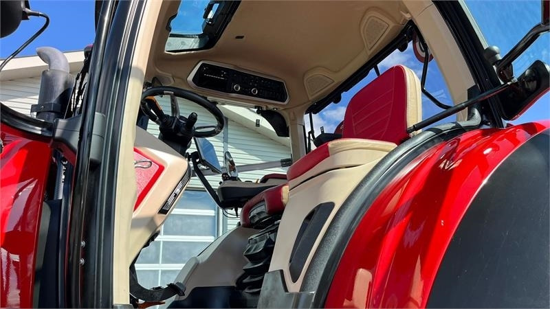 Case IH Optum 300 CVX AFS Connect med frontlift og SafeGua - Trator: foto 2 Case IH Optum 300 CVX AFS Connect med frontlift og SafeGua - Trator: foto 2