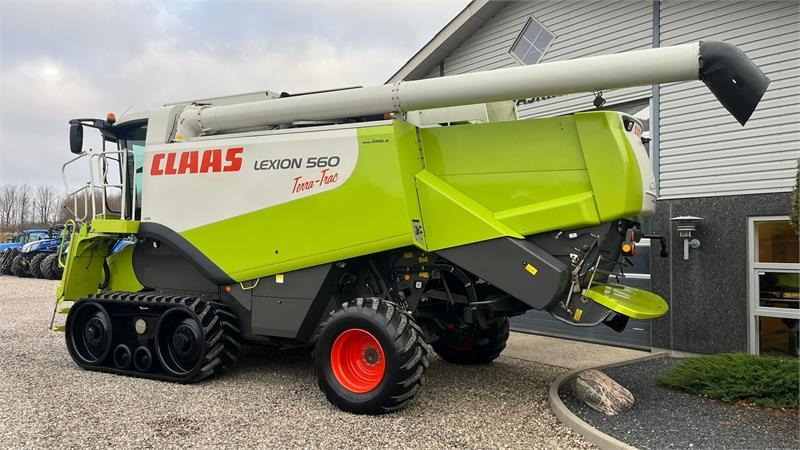 Claas LEXION 560 Med ny bælter og 4wd - Ceifeira debulhadora: foto 3 Claas LEXION 560 Med ny bælter og 4wd - Ceifeira debulhadora: foto 3