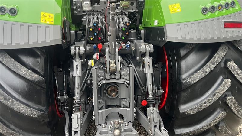 Fendt 942 Vario Gen7 Profi+ Setting2 Med frontlift - Trator: foto 5 Fendt 942 Vario Gen7 Profi+ Setting2 Med frontlift - Trator: foto 5