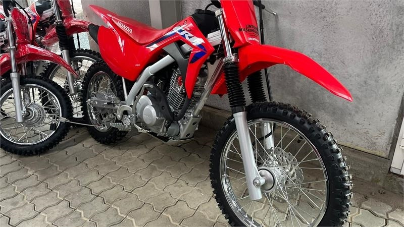 Honda CRF 125 F DEMO. Rigtig crosser med gear og kobling - Quadriciclo: foto 3 Honda CRF 125 F DEMO. Rigtig crosser med gear og kobling - Quadriciclo: foto 3