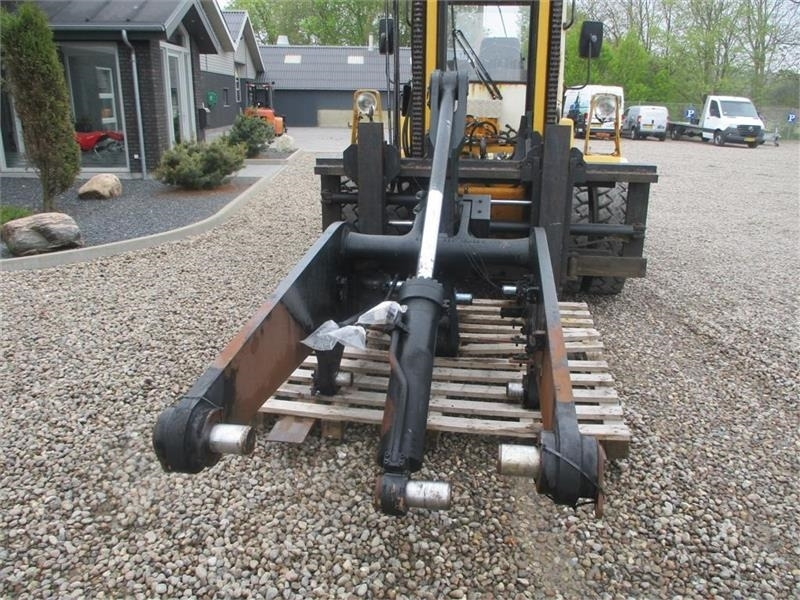 Hyundai HL955 A XT lang arm - Lança para Pá carregadora de rodas: foto 4 Hyundai HL955 A XT lang arm - Lança para Pá carregadora de rodas: foto 4
