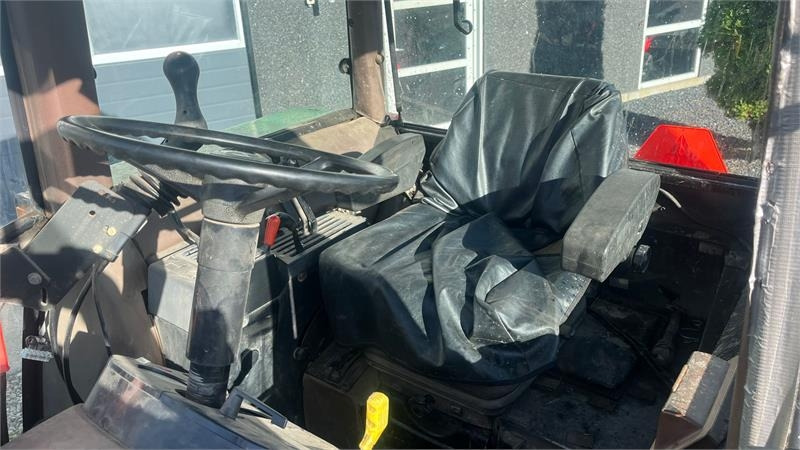 Trator John Deere 2850 Med frontlæsser: foto 6