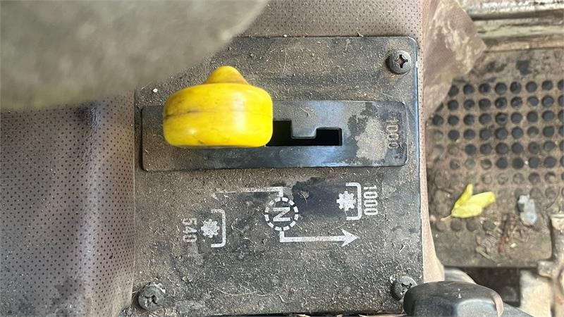 Trator John Deere 2850 Med frontlæsser: foto 7