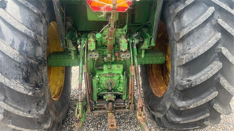 John Deere 4430 Med Powershift - Trator: foto 4 John Deere 4430 Med Powershift - Trator: foto 4