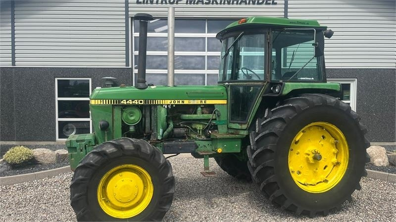 John Deere 4430 Med Powershift - Trator: foto 1 John Deere 4430 Med Powershift - Trator: foto 1