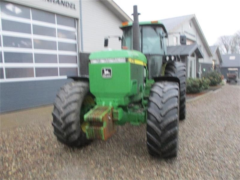 John Deere 4755 En rigtig kraftkarl med den store 7,6L motor - Trator: foto 4 John Deere 4755 En rigtig kraftkarl med den store 7,6L motor - Trator: foto 4