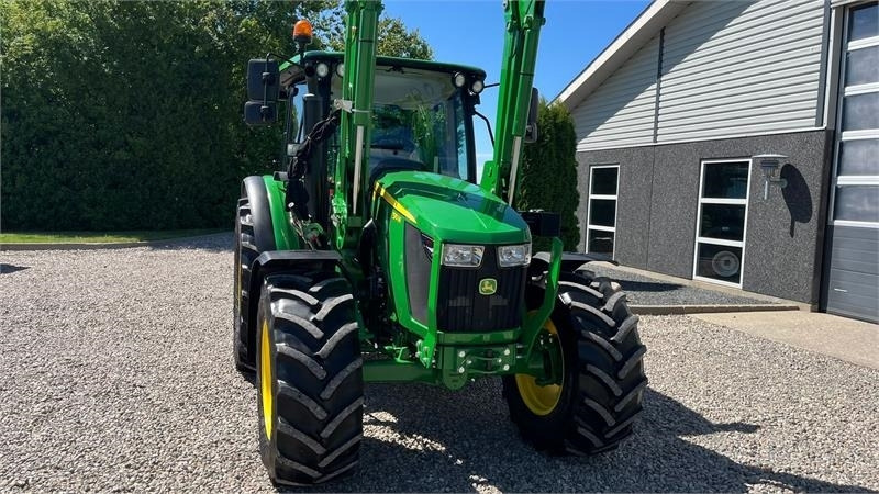 Trator John Deere 5115M Med frontlæsser, som ny: foto 17
