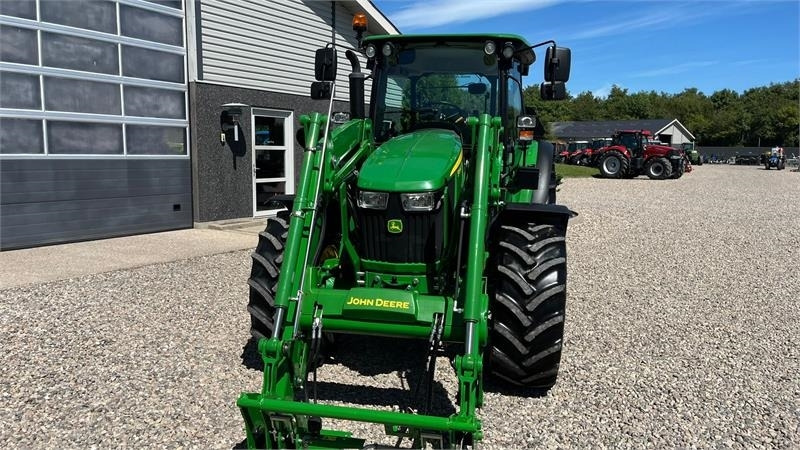 Trator John Deere 5115M Med frontlæsser, som ny: foto 9