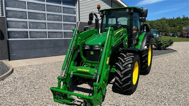 Trator John Deere 5115M Med frontlæsser, som ny: foto 8