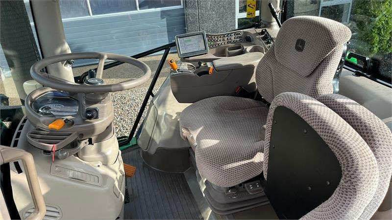 John Deere 6170R AutoPower. Meget velholdt traktor med få tim - Trator: foto 5 John Deere 6170R AutoPower. Meget velholdt traktor med få tim - Trator: foto 5