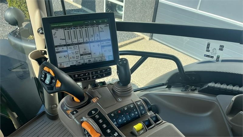 John Deere 6195R Ultimate Edition, CommandPro, Meget velholdt - Trator: foto 3 John Deere 6195R Ultimate Edition, CommandPro, Meget velholdt - Trator: foto 3