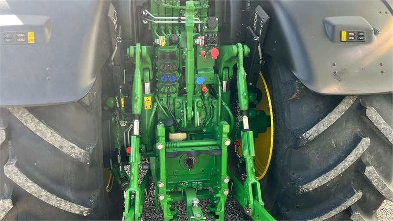 John Deere 6195R Ultimate Edition, CommandPro, Meget velholdt - Trator: foto 5 John Deere 6195R Ultimate Edition, CommandPro, Meget velholdt - Trator: foto 5