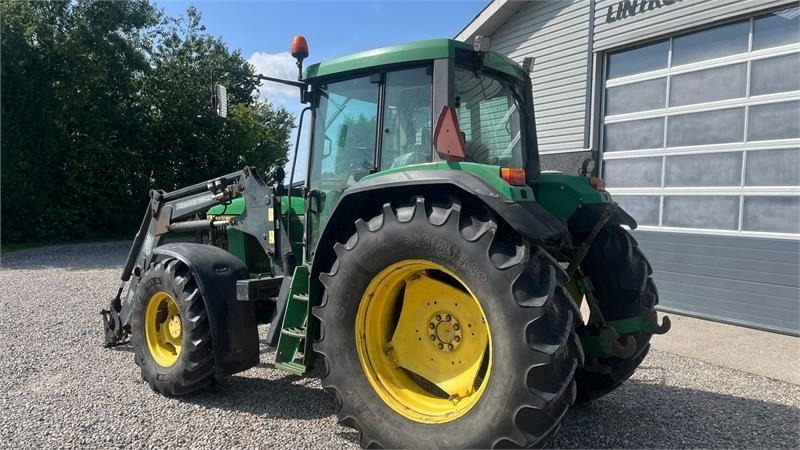 John Deere 6510 Med frontlæsser - Trator: foto 3 John Deere 6510 Med frontlæsser - Trator: foto 3