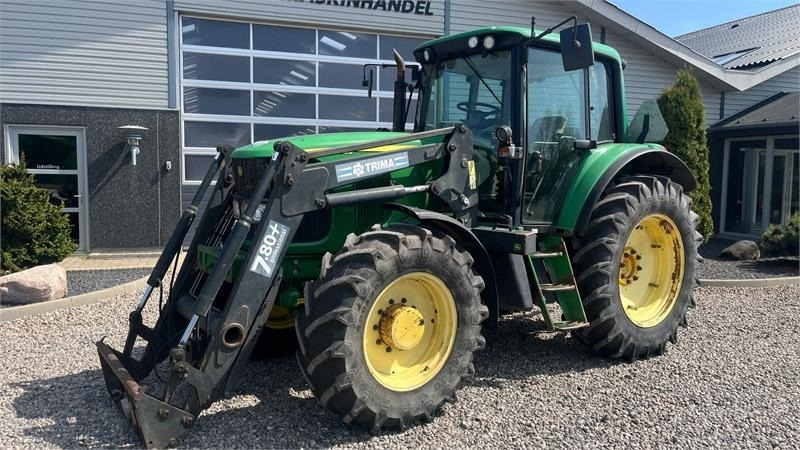 John Deere 6620 AP Med frontlæsser. - Trator: foto 2 John Deere 6620 AP Med frontlæsser. - Trator: foto 2