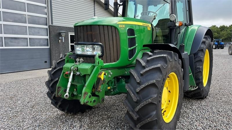 John Deere 6930 AutoPower med frontlift og front PTO - Trator: foto 4 John Deere 6930 AutoPower med frontlift og front PTO - Trator: foto 4