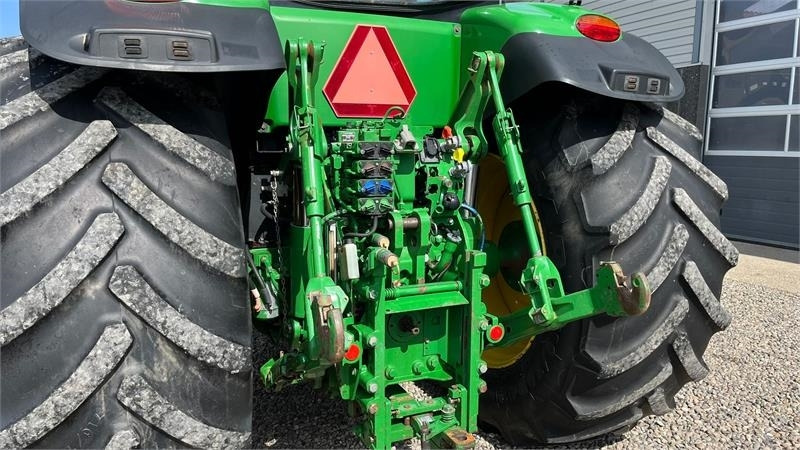 John Deere 7230R Med frontlift. Stor stærk traktor til små pe - Trator: foto 5 John Deere 7230R Med frontlift. Stor stærk traktor til små pe - Trator: foto 5