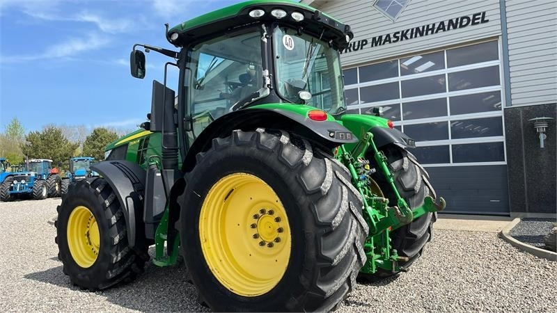 John Deere 7230R Med frontlift. Stor stærk traktor til små pe - Trator: foto 3 John Deere 7230R Med frontlift. Stor stærk traktor til små pe - Trator: foto 3